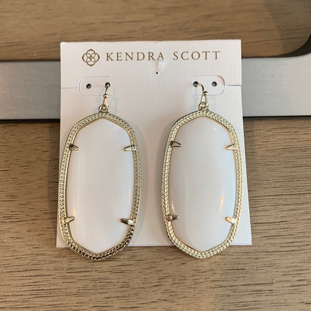 Kendra Scott Danielle Earrings